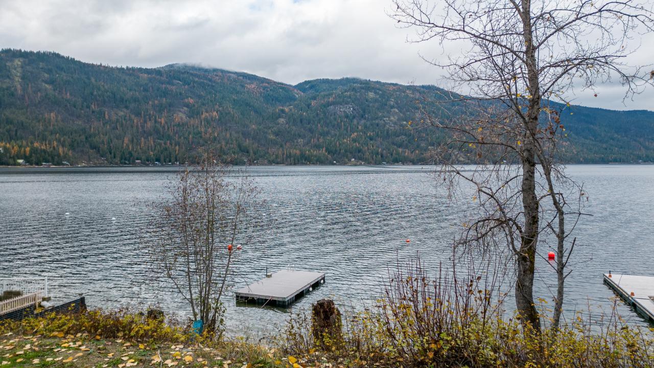 3123 East Lake Drive, Christina Lake, British Columbia  V0H 1E1 - Photo 9 - 2474138
