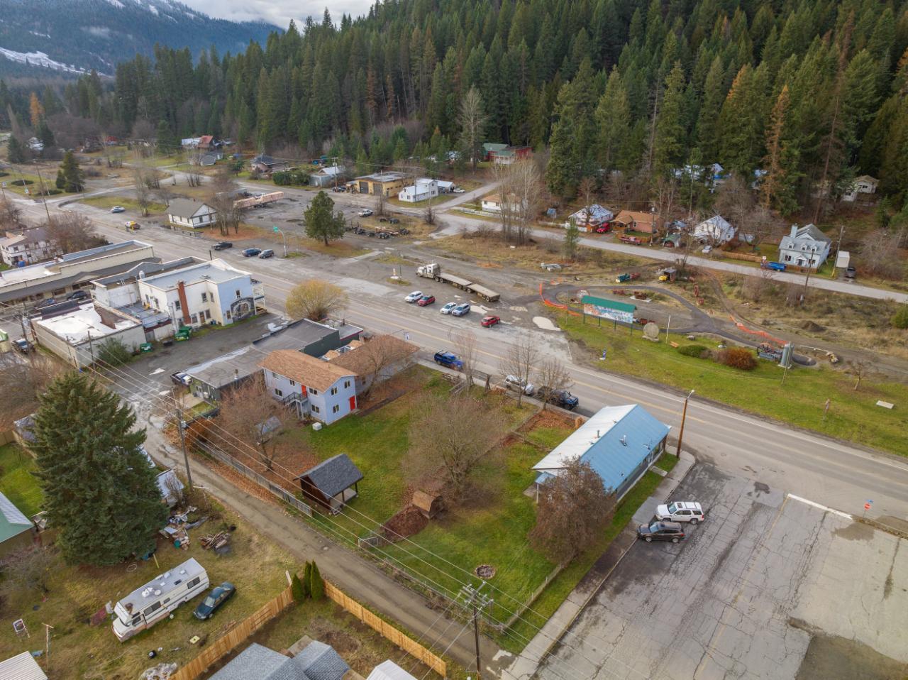 301 Railway Avenue, Village Of Salmo, British Columbia  V0G 1Z0 - Photo 13 - 2474191