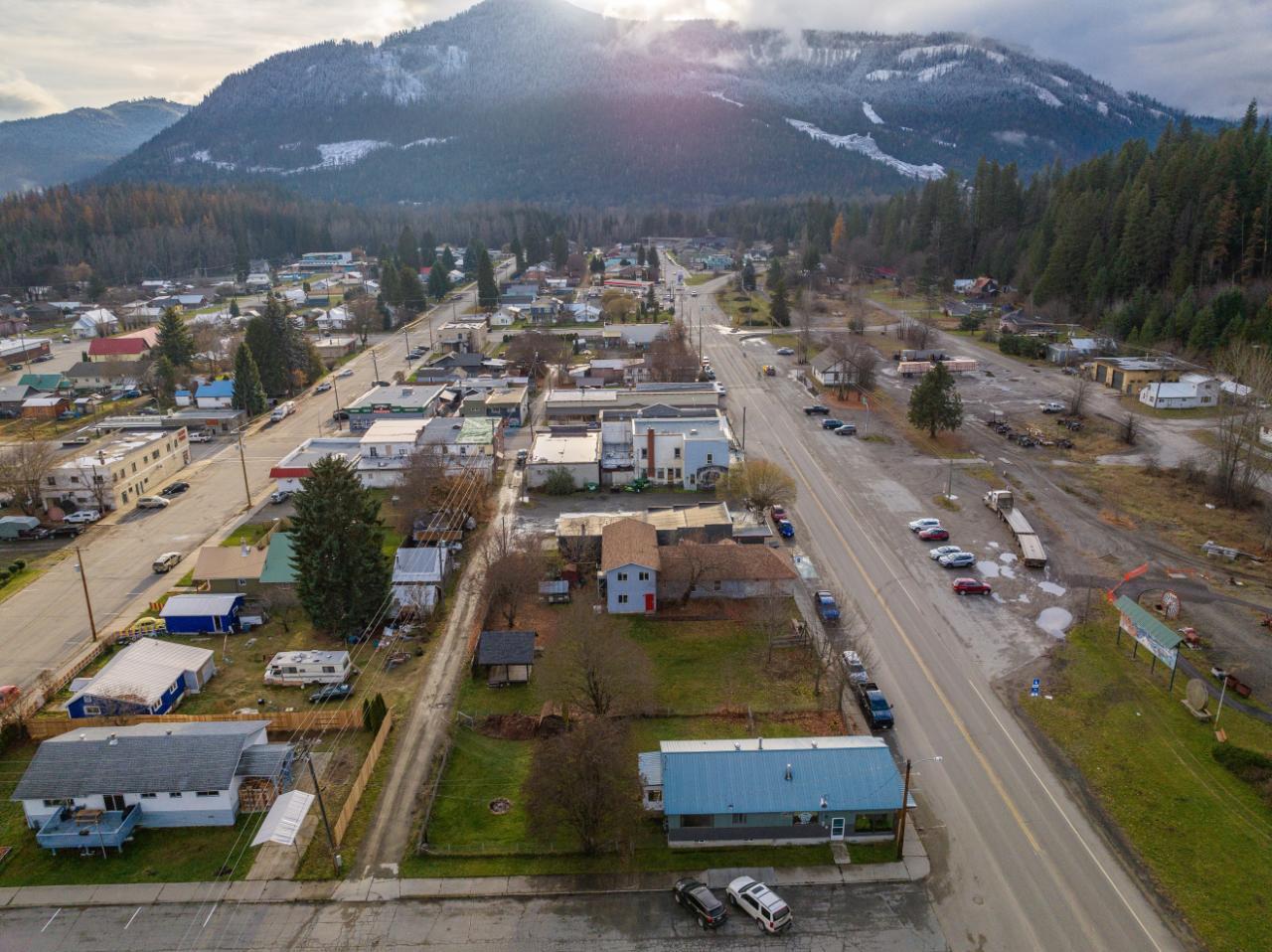 301 Railway Avenue, Village Of Salmo, British Columbia  V0G 1Z0 - Photo 14 - 2474191