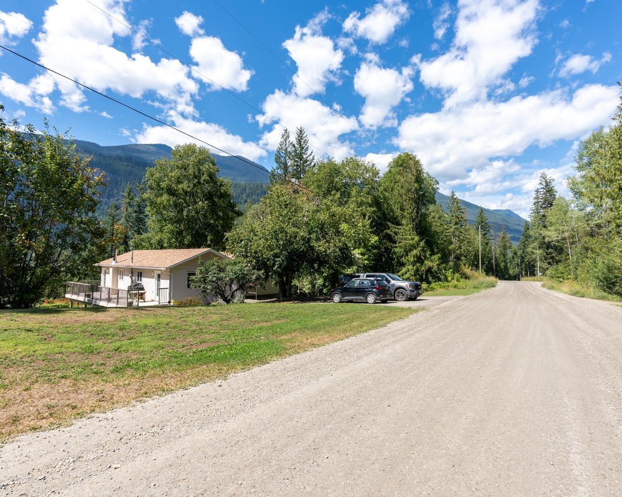 467 Meadow Creek Road, Meadow Creek, British Columbia  V0G 1N0 - Photo 21 - 2475408