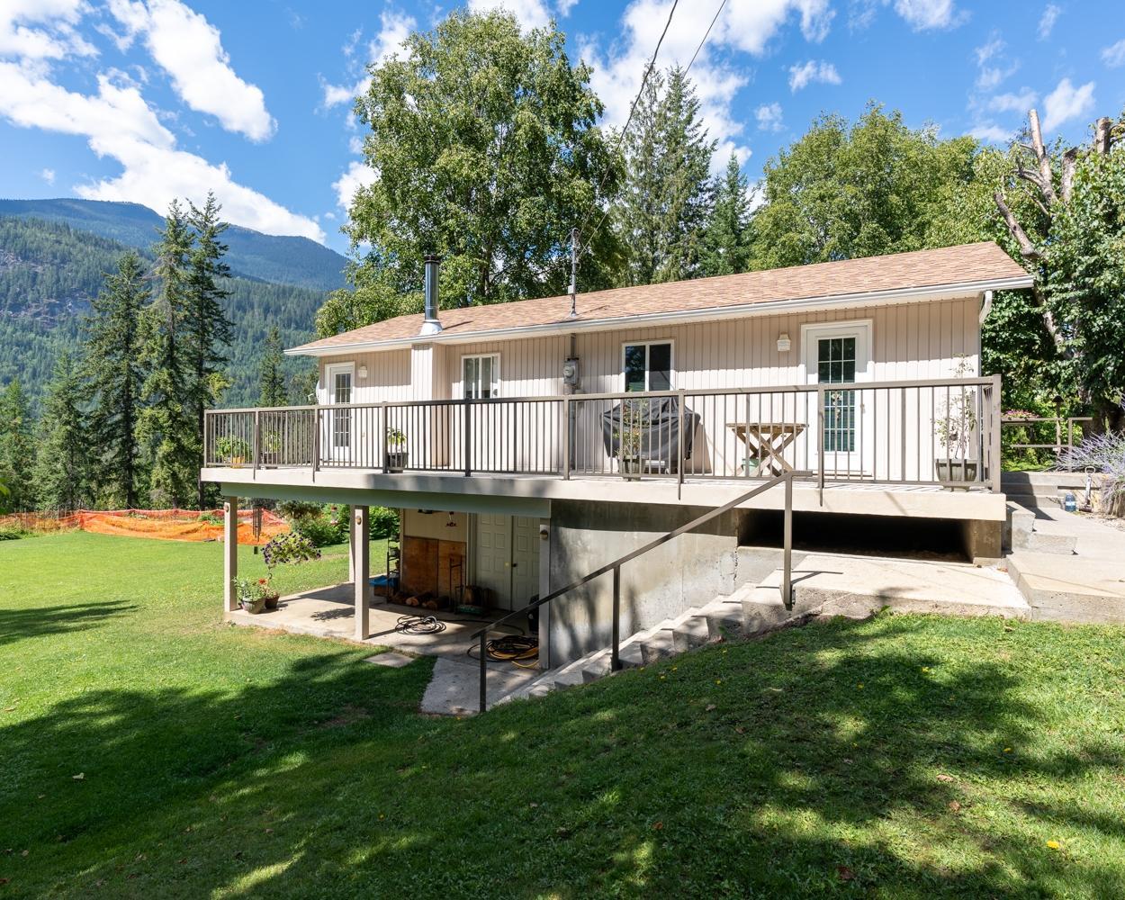 467 Meadow Creek Road, Meadow Creek, British Columbia  V0G 1N0 - Photo 26 - 2475408