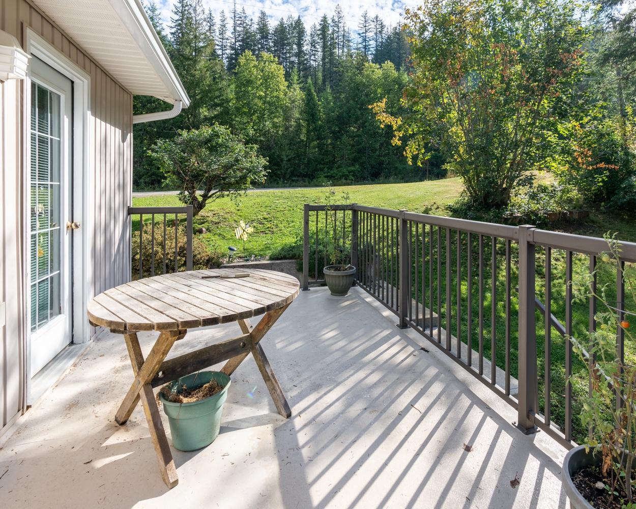 467 Meadow Creek Road, Meadow Creek, British Columbia  V0G 1N0 - Photo 41 - 2475408