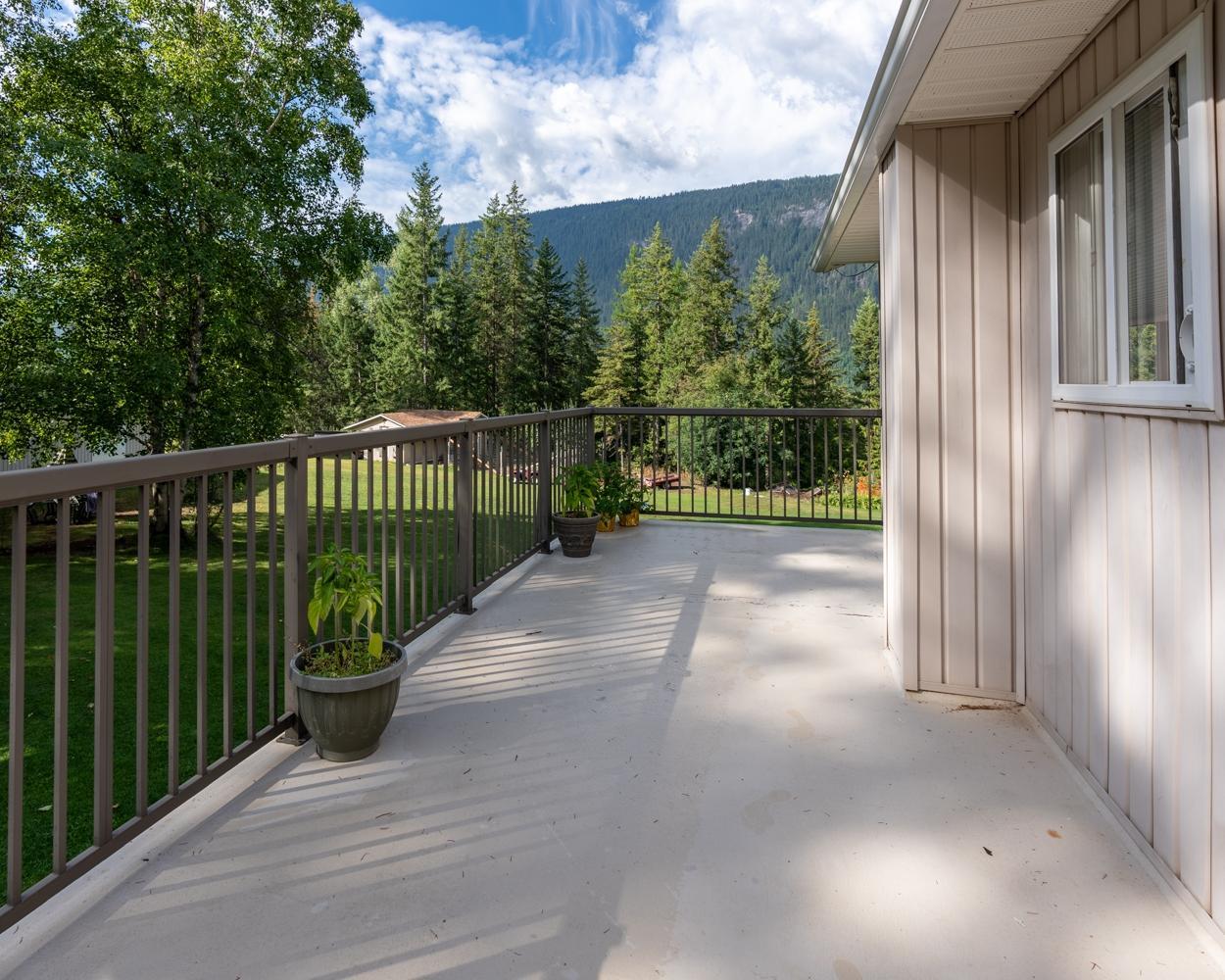 467 Meadow Creek Road, Meadow Creek, British Columbia  V0G 1N0 - Photo 42 - 2475408