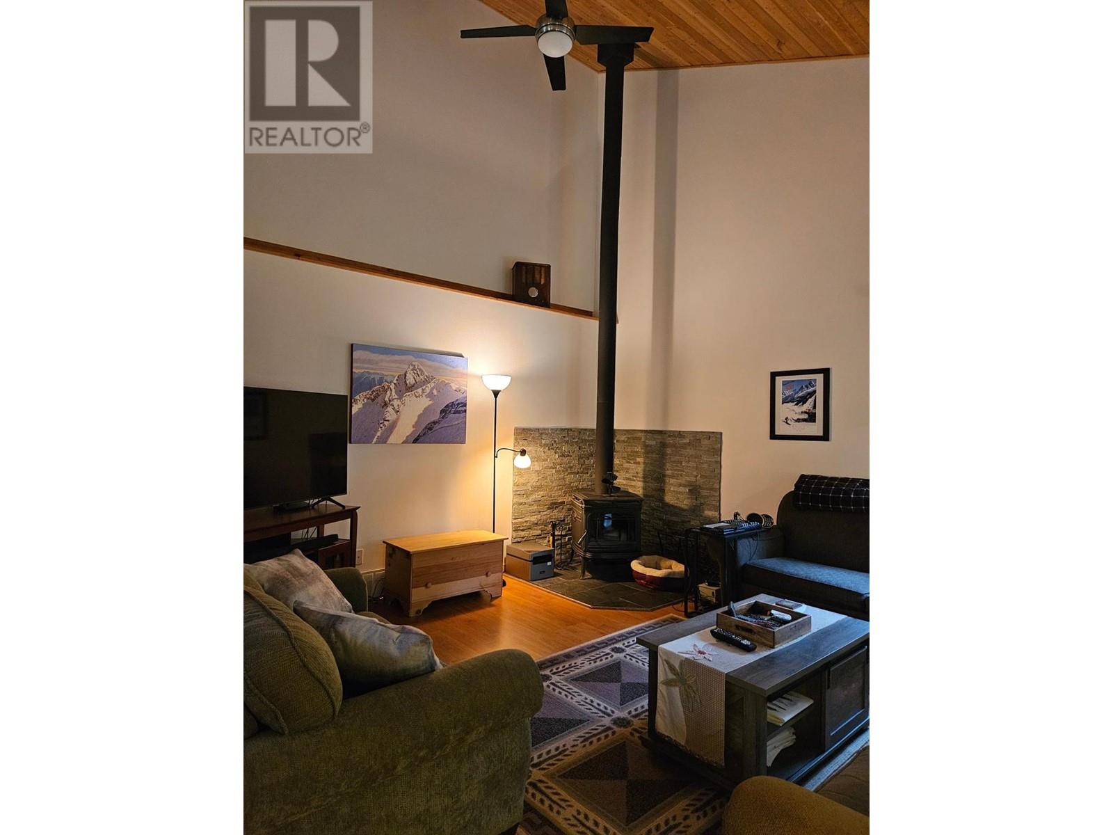 153 Wildwood Road, Nakusp, British Columbia  V0G 1R1 - Photo 14 - 2475635