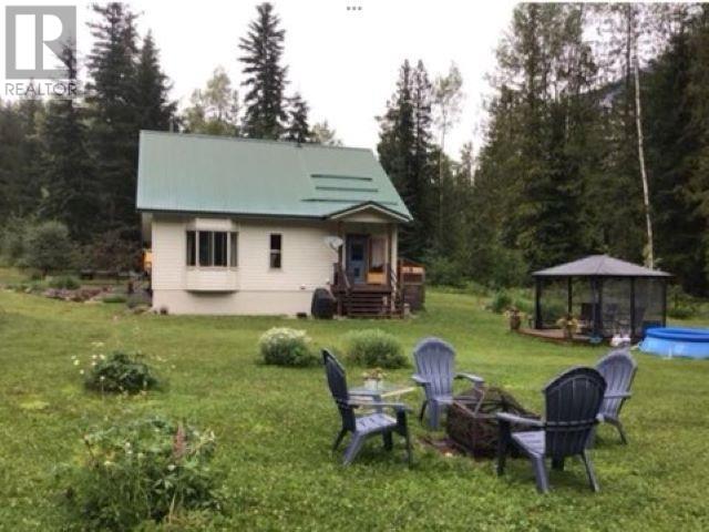 153 Wildwood Road, Nakusp, British Columbia  V0G 1R1 - Photo 2 - 2475635