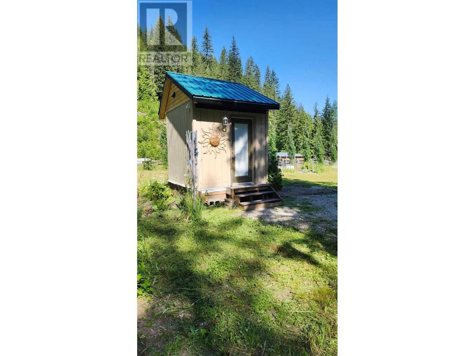 102 Eagles Nest Road, Summit Lake, British Columbia  V0G 1R1 - Photo 27 - 2475829