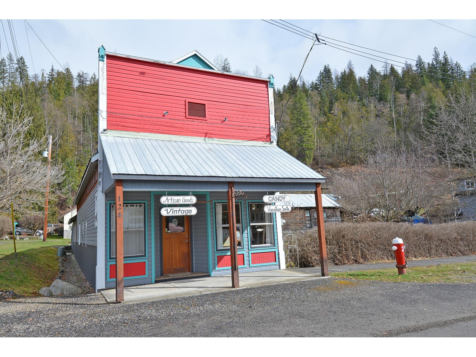 124 Lake Avenue, Silverton, British Columbia  V0G 1S0 - Photo 1 - 2475875