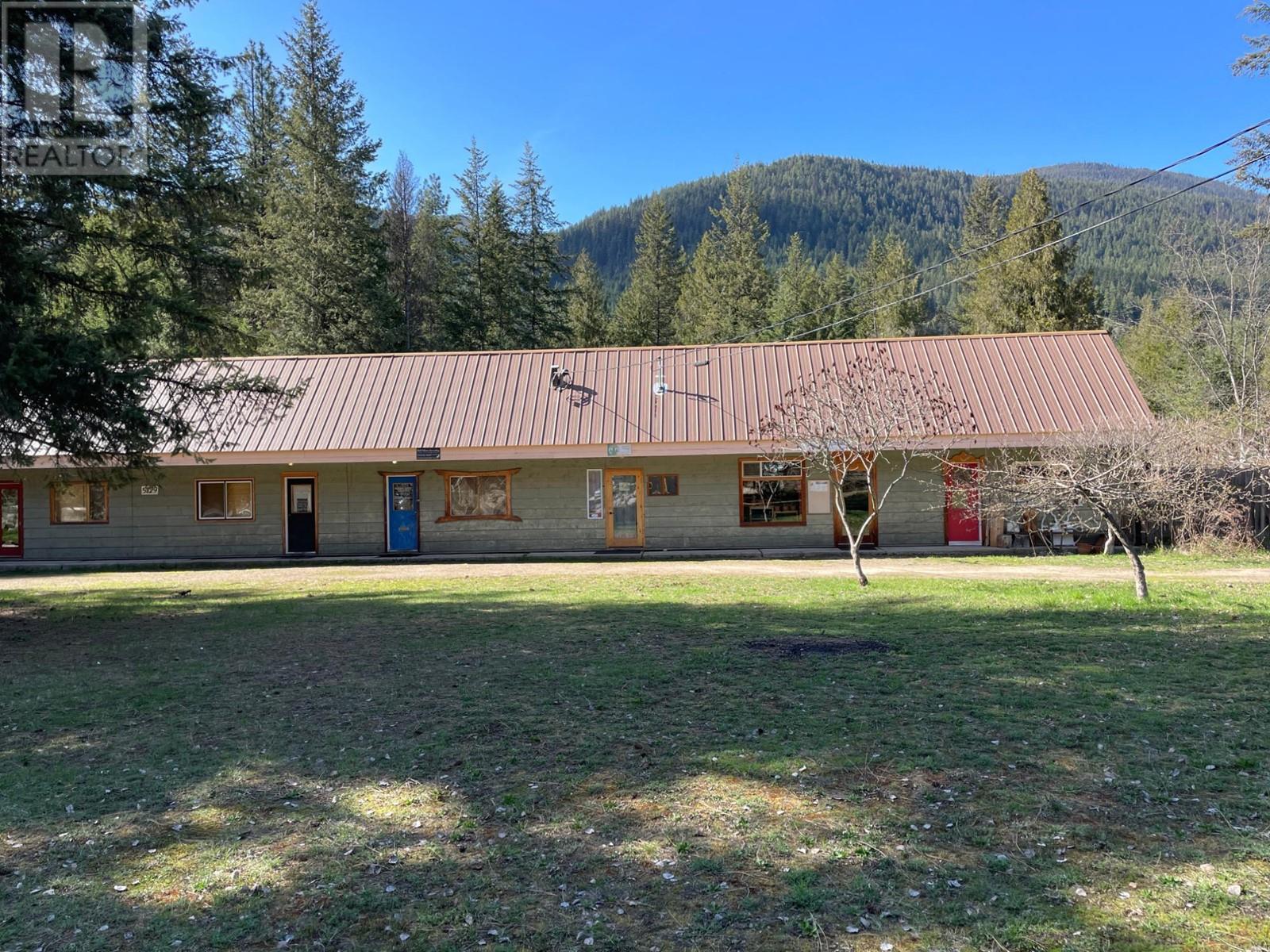 5709 Highway 6, Passmore/winlaw/slocan, British Columbia  V0G 2J0 - Photo 27 - 2476307