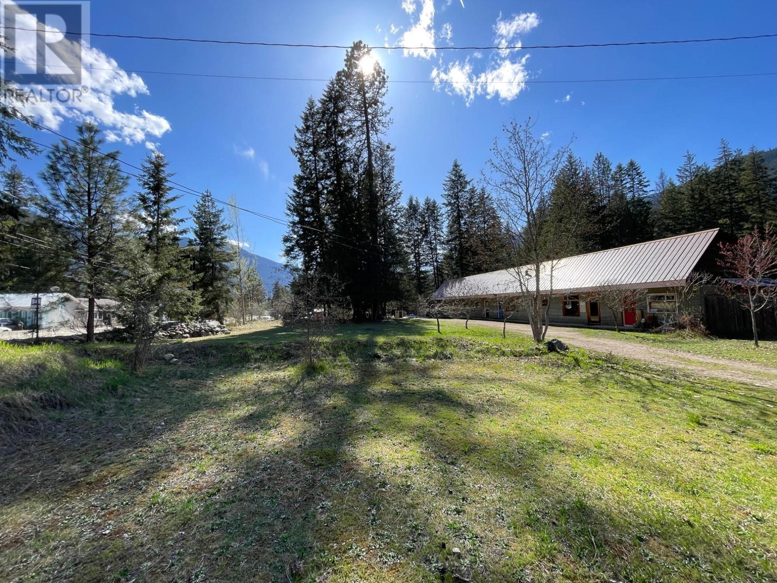 5709 Highway 6, Passmore/winlaw/slocan, British Columbia  V0G 2J0 - Photo 30 - 2476307