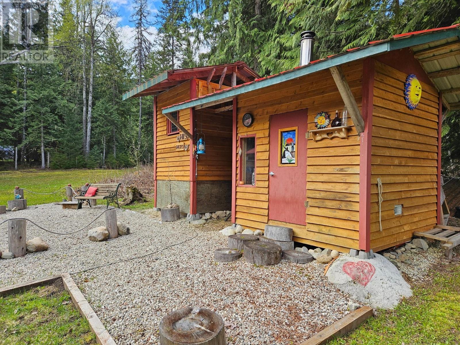 114 Eagles Nest Road, Nakusp, British Columbia  V0G 1R1 - Photo 27 - 2476666