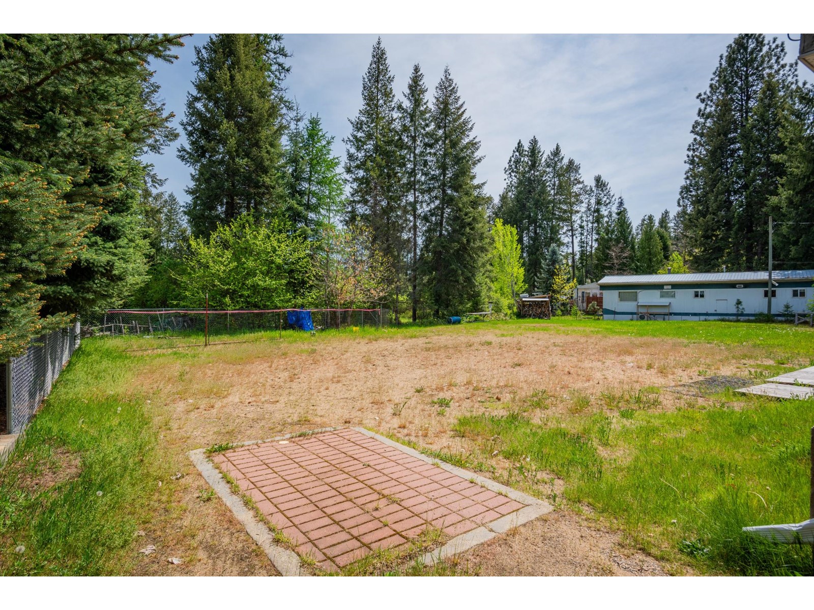 60 Chase Rd, Christina Lake, British Columbia  V0G 1E0 - Photo 10 - 2476875