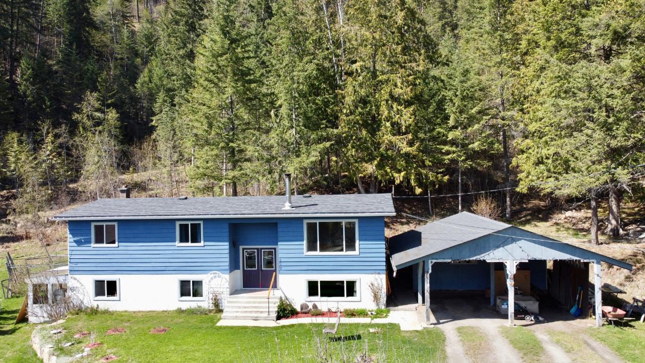 359 Washington Street N, Kaslo, British Columbia  V0G 1M0 - Photo 2 - 2477140