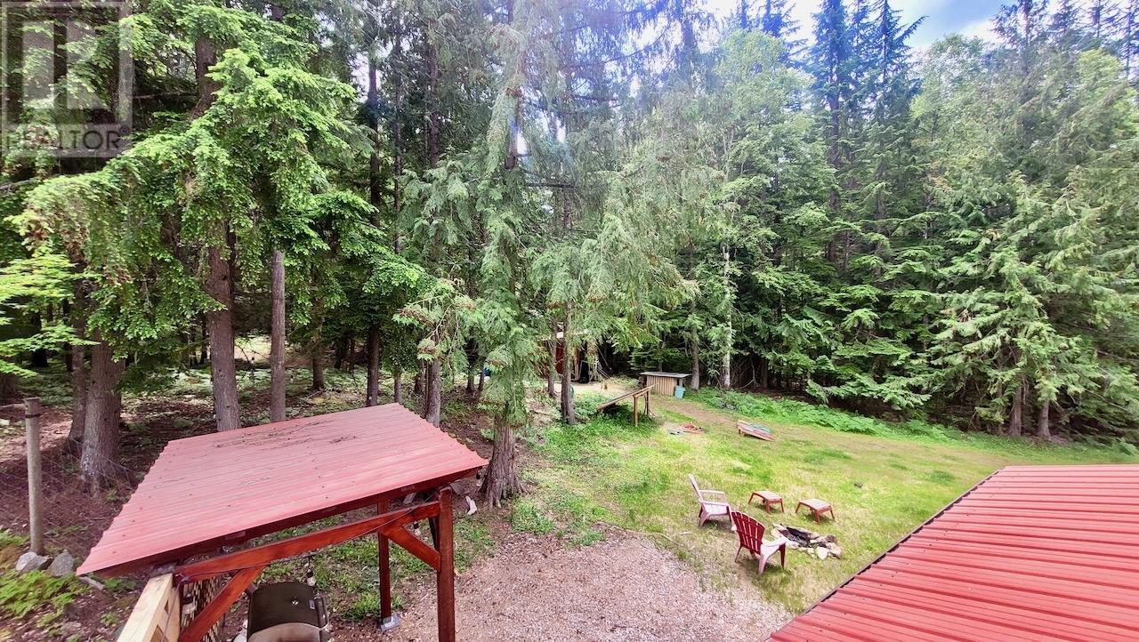 8780 Martens Road, Slocan, British Columbia  V0G 2C0 - Photo 38 - 2476957