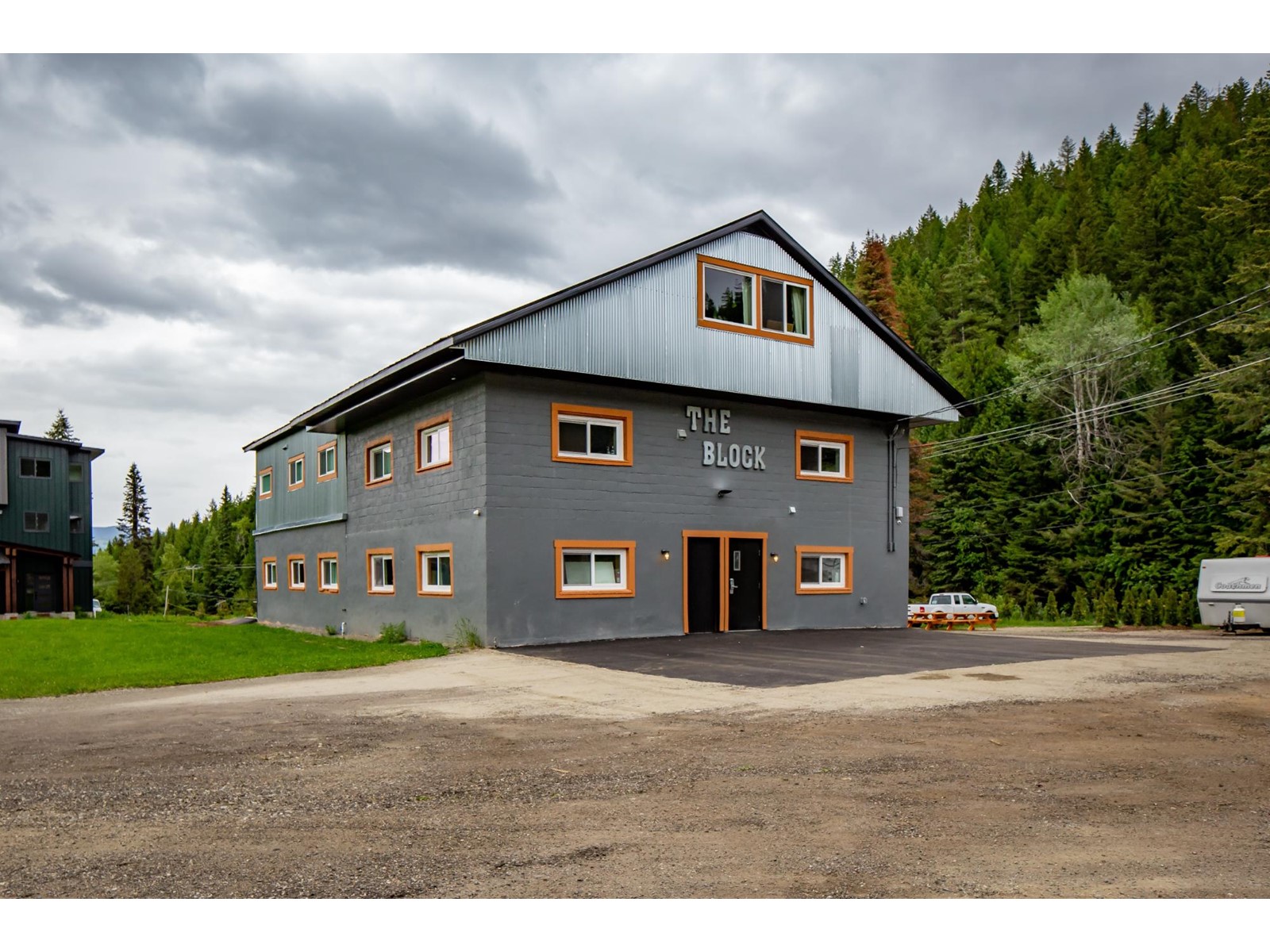 3915 Old Red Mountain Road Road, Rossland, British Columbia  V0G 1Y0 - Photo 2 - 2477215