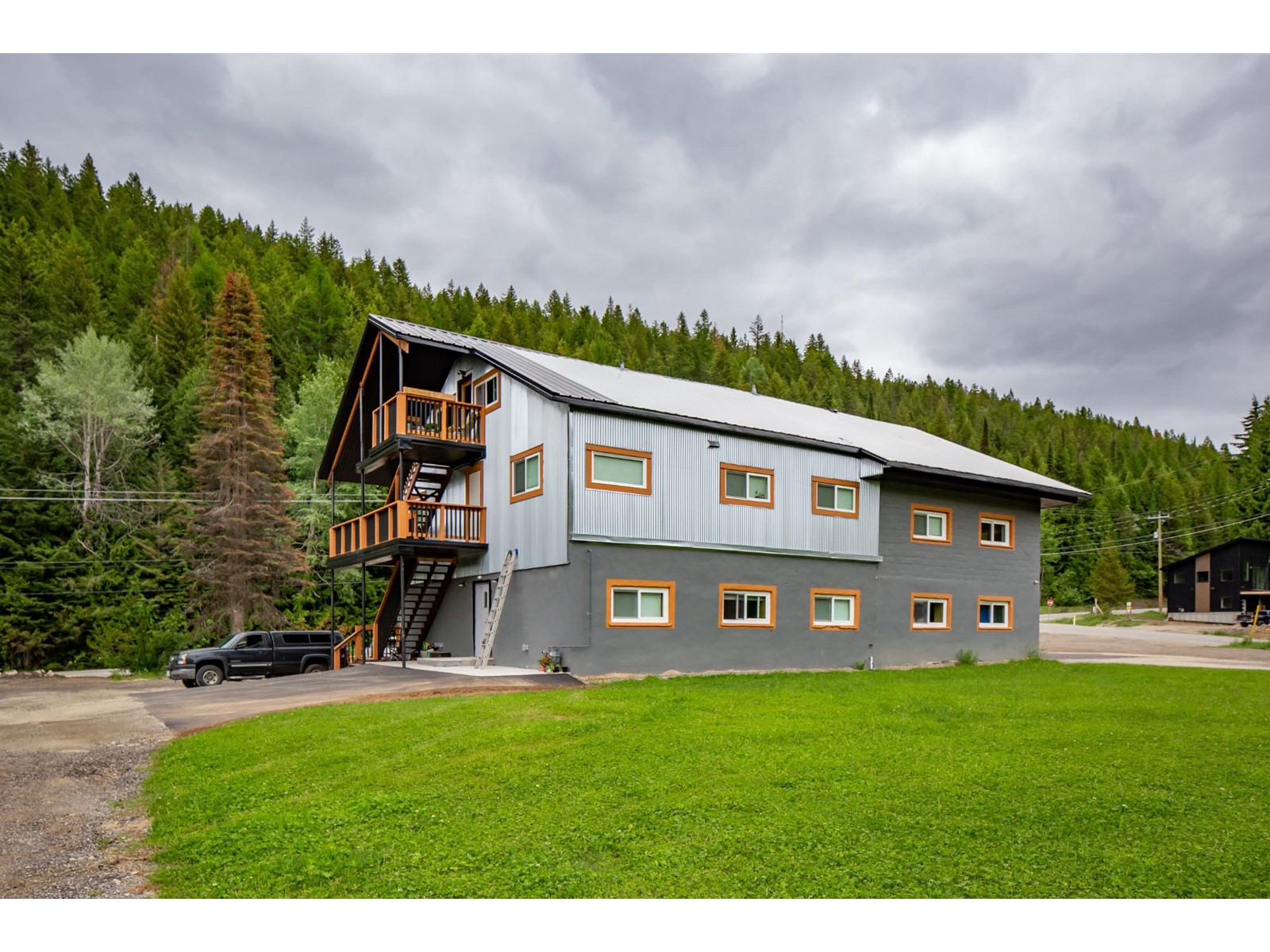 3915 Old Red Mountain Road Road, Rossland, British Columbia  V0G 1Y0 - Photo 4 - 2477215