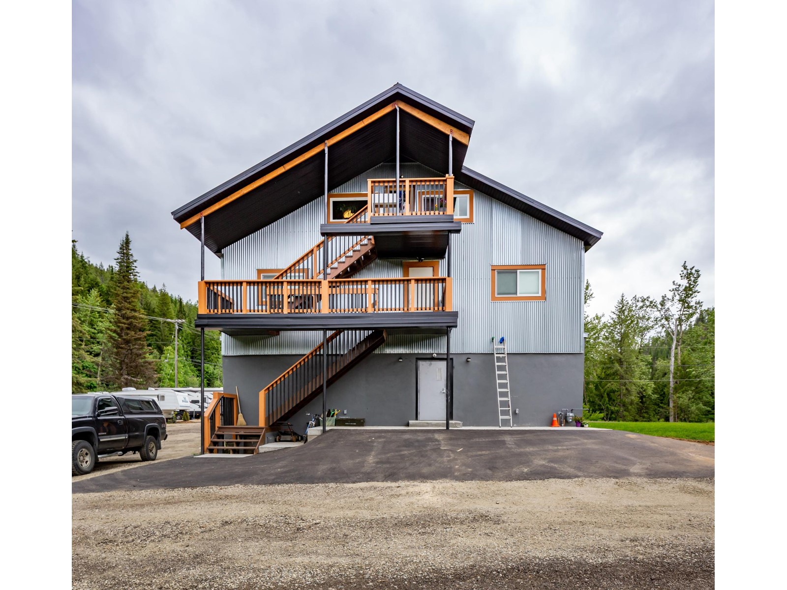 3915 Old Red Mountain Road Road, Rossland, British Columbia  V0G 1Y0 - Photo 5 - 2477215