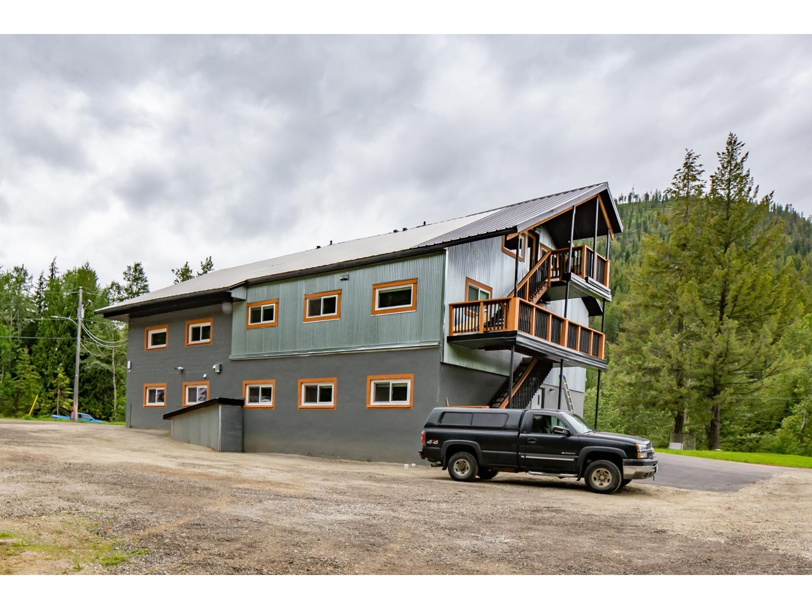 3915 Old Red Mountain Road Road, Rossland, British Columbia  V0G 1Y0 - Photo 6 - 2477215