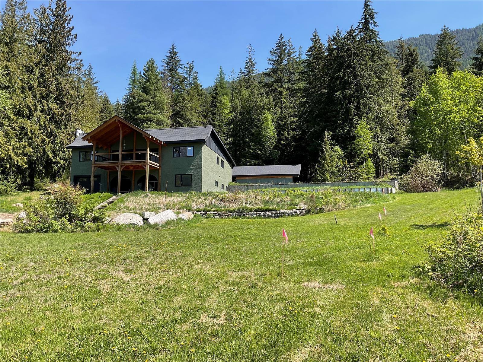 5384 Highway 6, Burton, British Columbia  V0G 1E0 - Photo 4 - 2477317