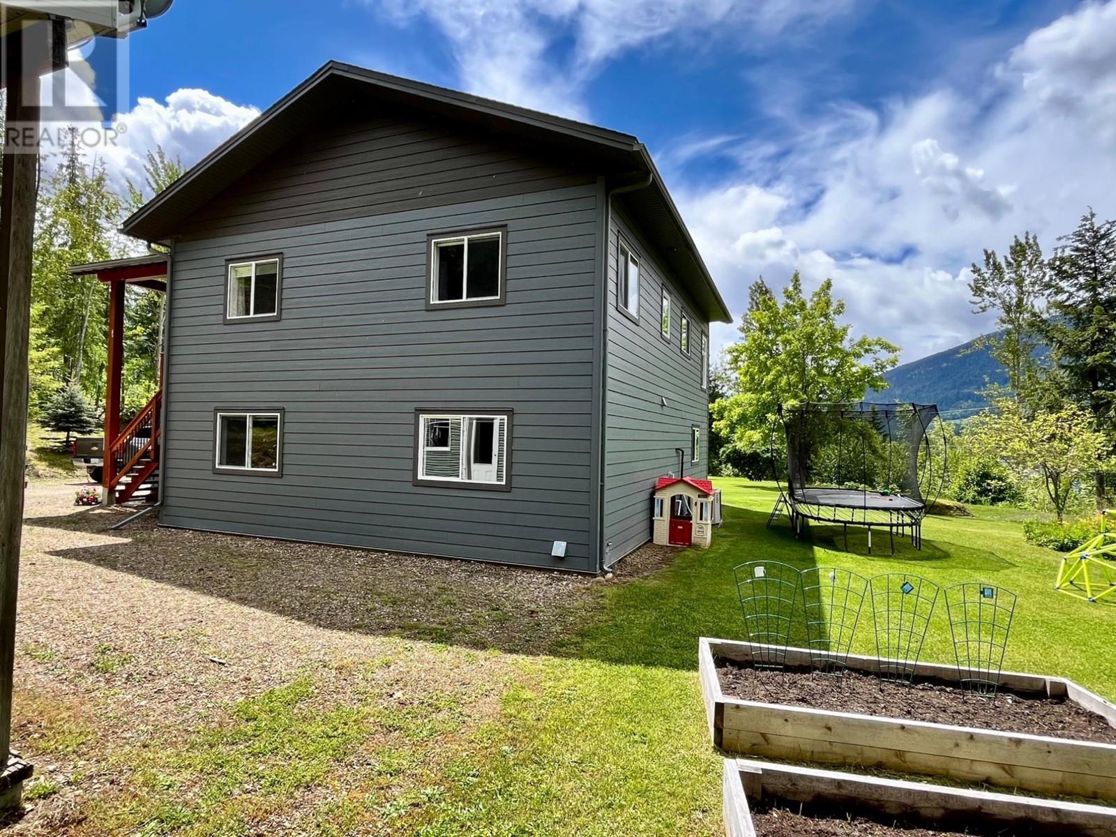 185 Donnellys Road, Nakusp, British Columbia  V0G 1R1 - Photo 51 - 2477312