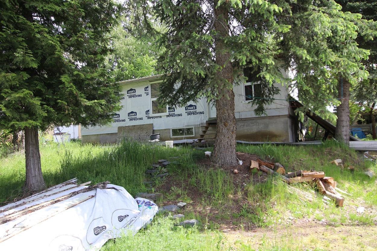 553 Highway 6, Nakusp, British Columbia  V0G 1R1 - Photo 1 - 2477329