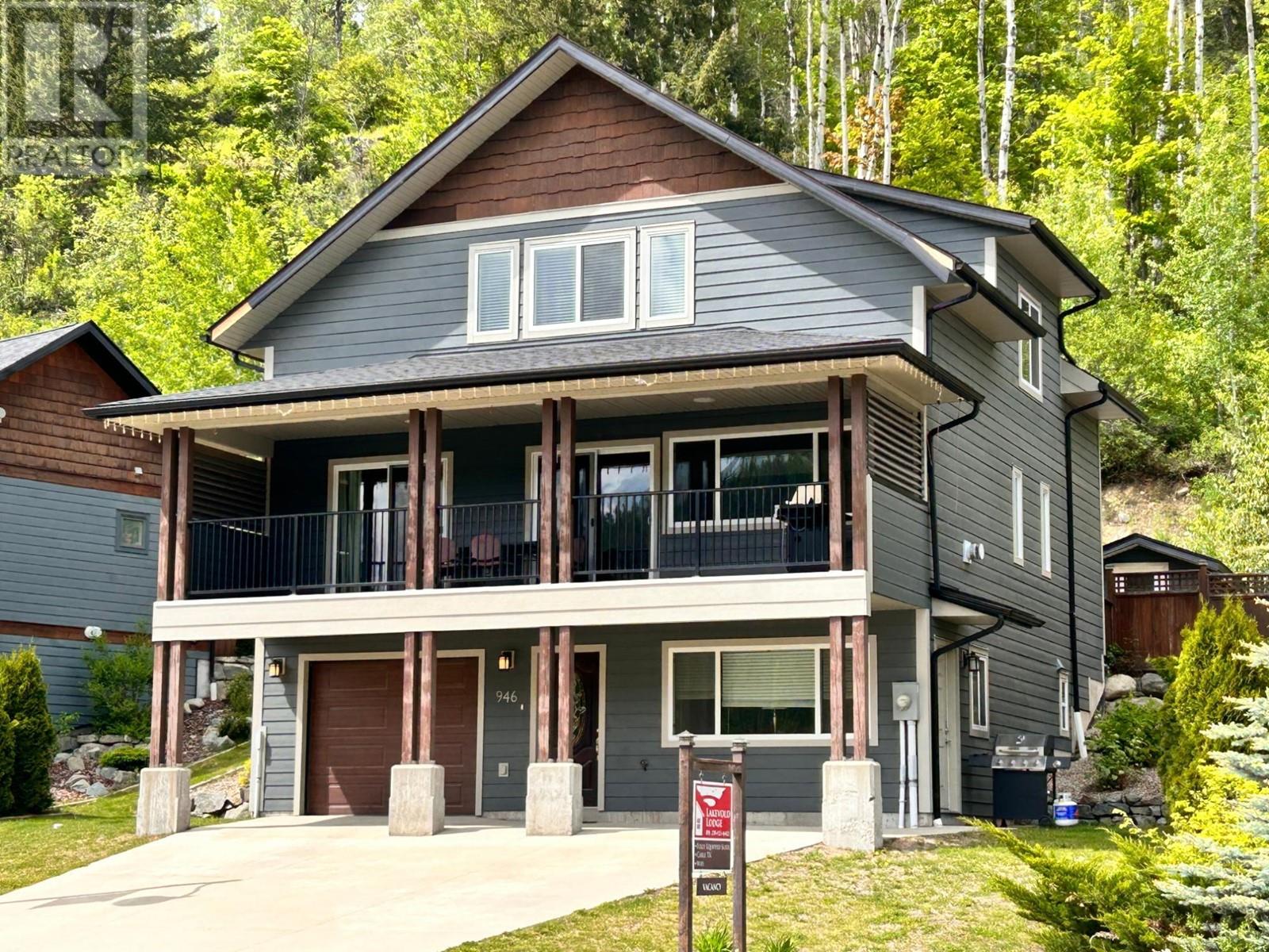 946 Redstone Drive, Rossland, British Columbia  V0G 1Y0 - Photo 1 - 2477477