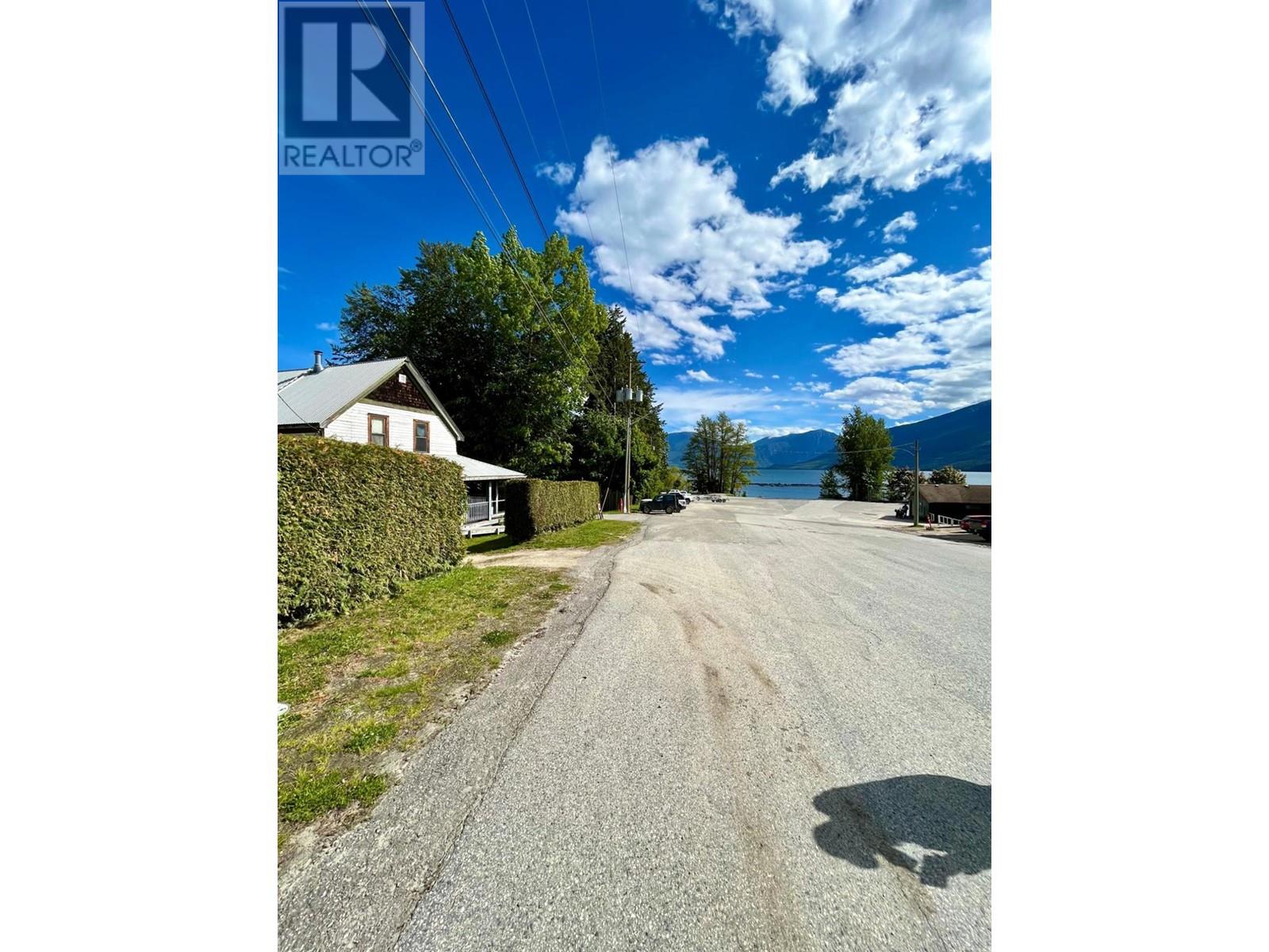 87 Nelson Avenue, Nakusp, British Columbia  V0G 1R0 - Photo 18 - 2477516