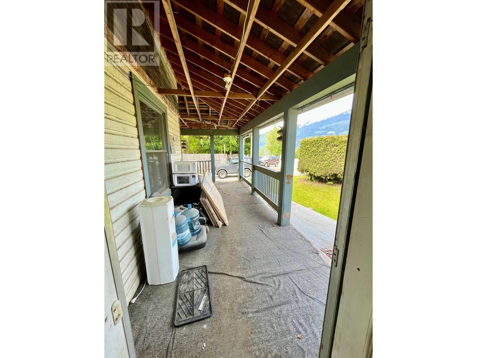 87 Nelson Avenue, Nakusp, British Columbia  V0G 1R0 - Photo 40 - 2477516