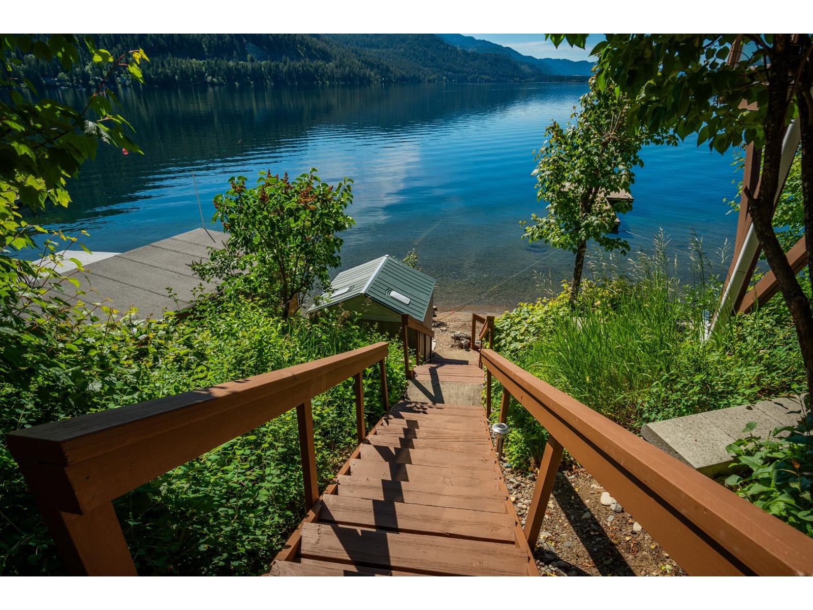 93 East Lake Drive, Christina Lake, British Columbia  V0H 1E1 - Photo 36 - 2477630