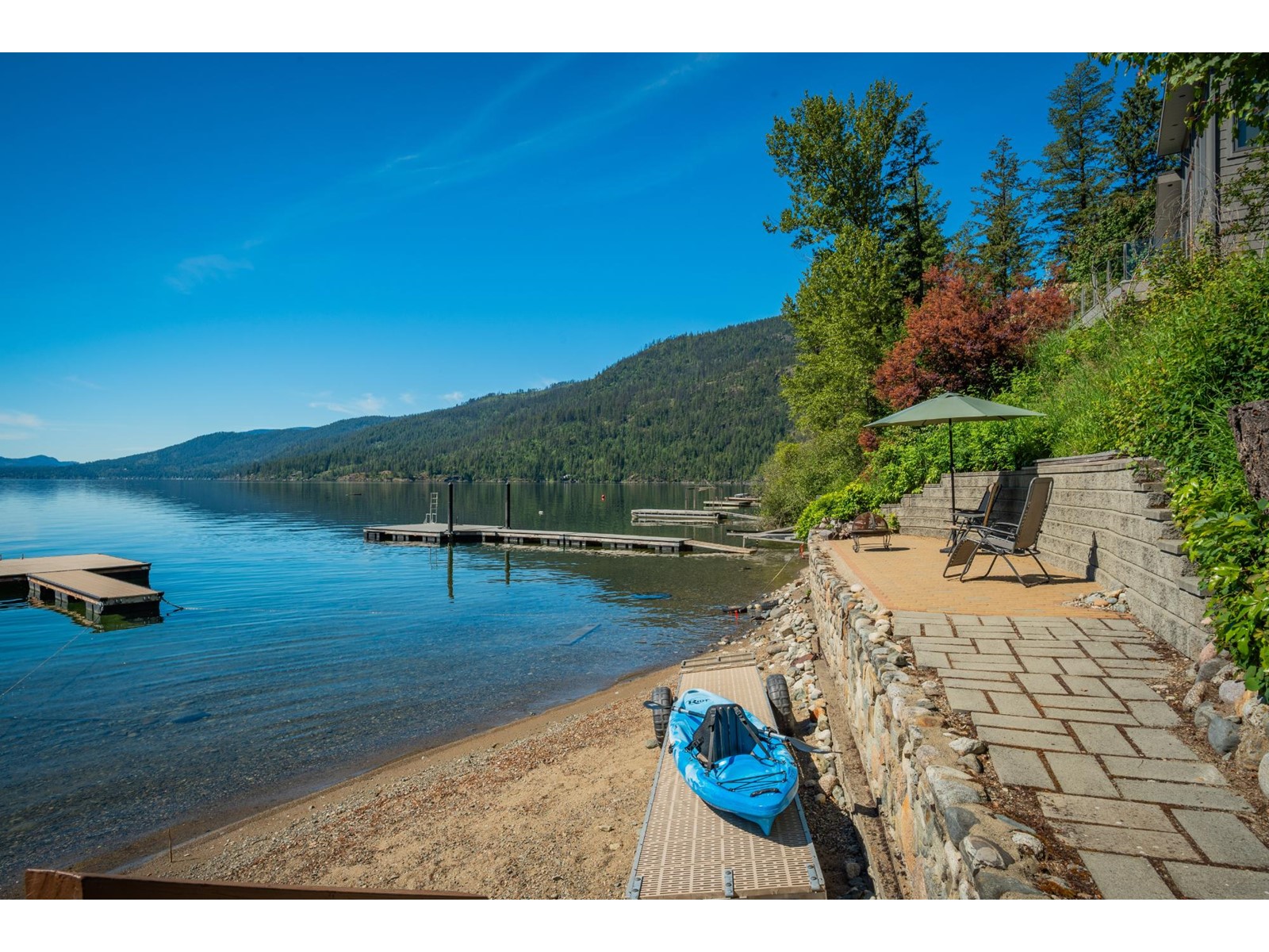 93 East Lake Drive, Christina Lake, British Columbia  V0H 1E1 - Photo 38 - 2477630