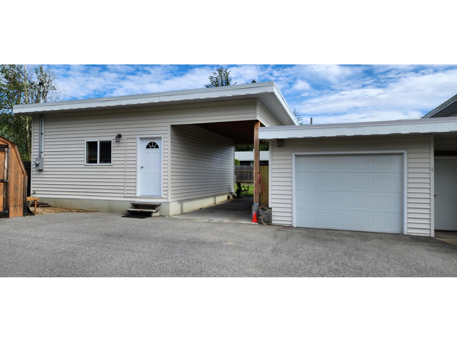 215 9th Avenue, Montrose, British Columbia  V0G 1P0 - Photo 36 - 2477594