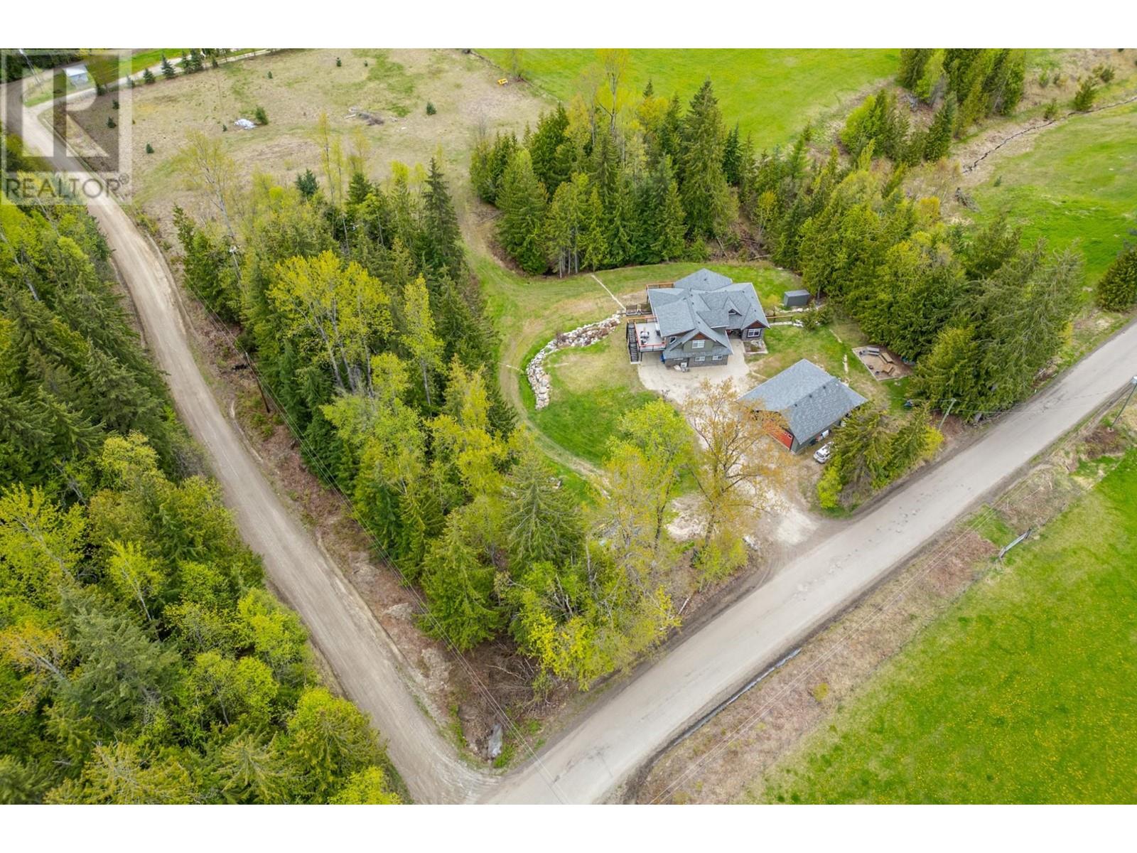 787 Crescent Bay Road, Nakusp, British Columbia  V0G 1R1 - Photo 14 - 2477699