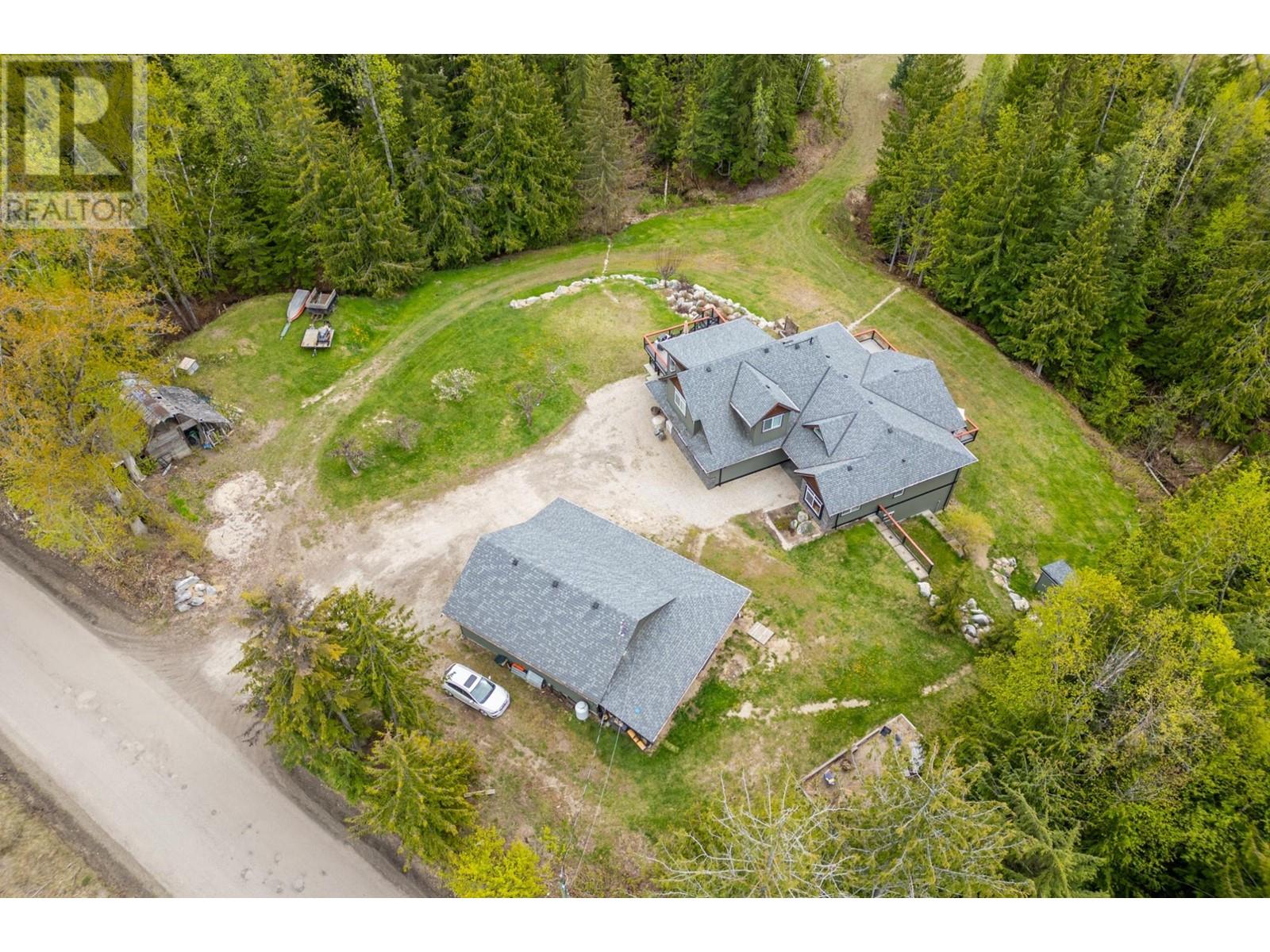 787 Crescent Bay Road, Nakusp, British Columbia  V0G 1R1 - Photo 15 - 2477699