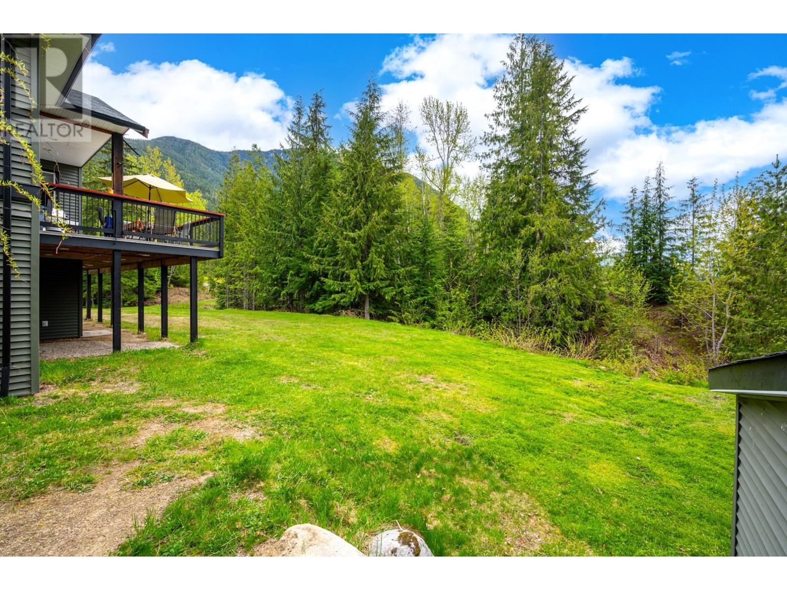 787 Crescent Bay Road, Nakusp, British Columbia  V0G 1R1 - Photo 37 - 2477699