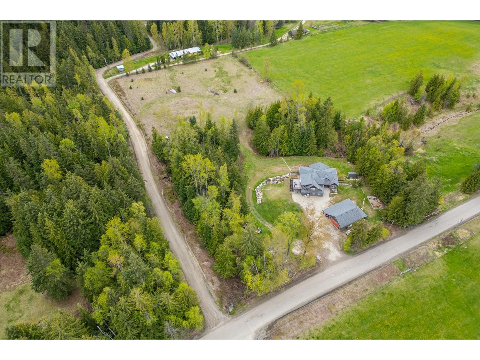 787 Crescent Bay Road, Nakusp, British Columbia  V0G 1R1 - Photo 6 - 2477699