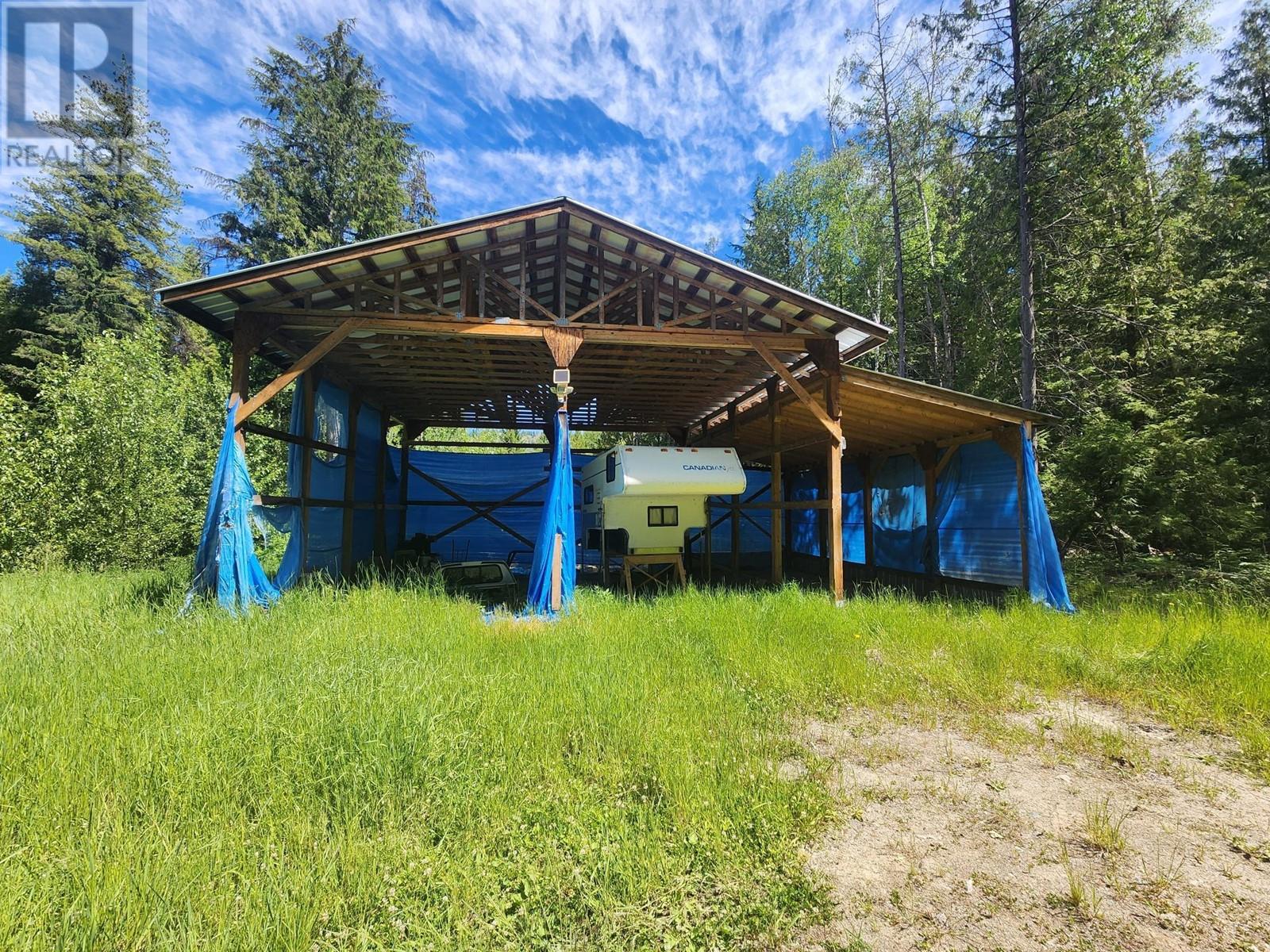 4248 Casino Road, Trail, British Columbia  V1R 4X3 - Photo 4 - 2477958