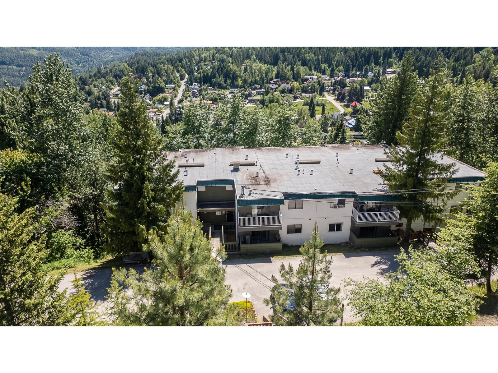 404 - 1611 Nickleplate Road, Rossland, British Columbia  V0G 1Y0 - Photo 24 - 2478100