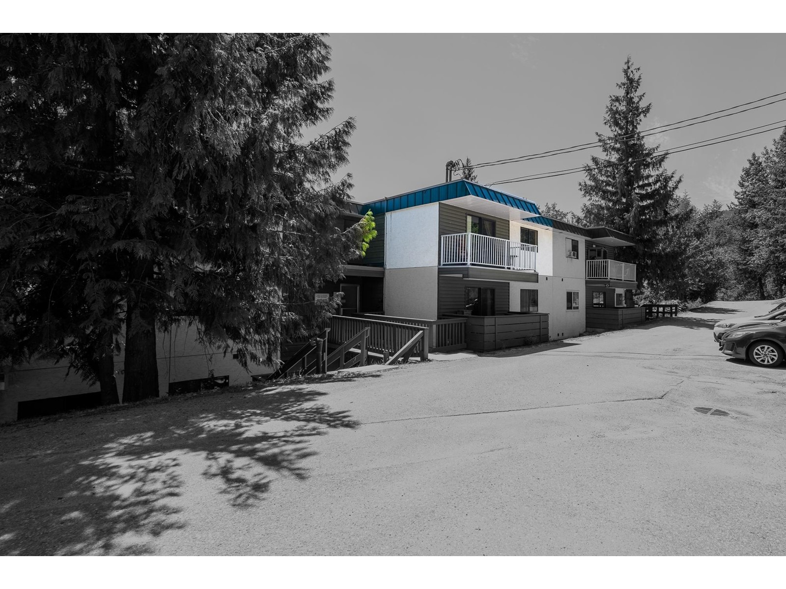 404 - 1611 Nickleplate Road, Rossland, British Columbia  V0G 1Y0 - Photo 4 - 2478100