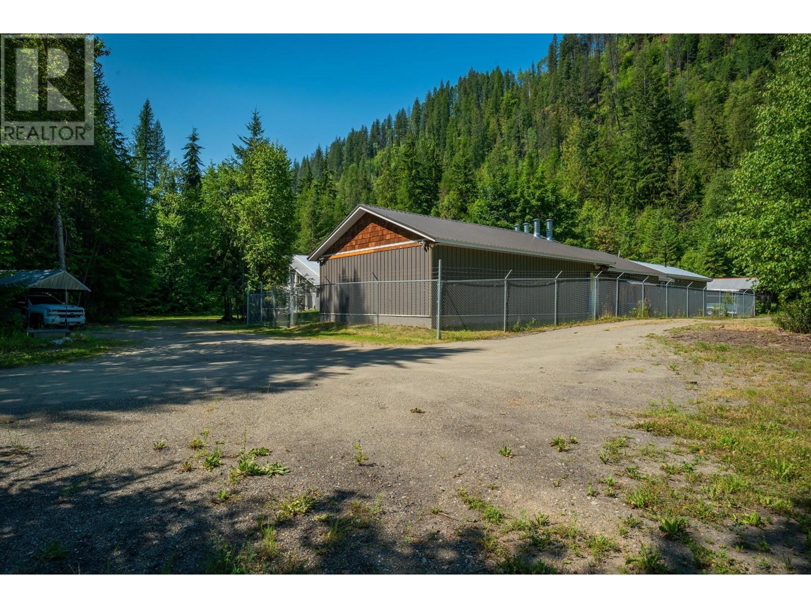 4743 31 Highway, Kaslo, British Columbia  V0G 1M0 - Photo 16 - 2478512