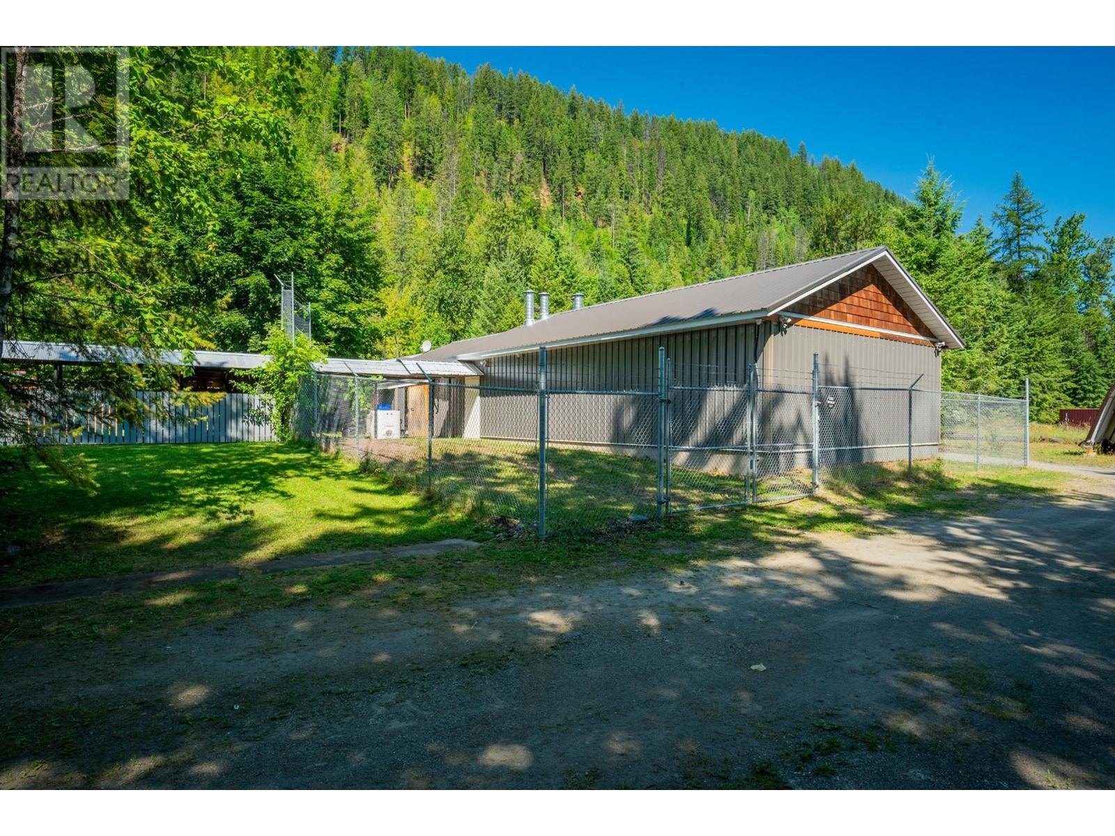 4743 31 Highway, Kaslo, British Columbia  V0G 1M0 - Photo 18 - 2478512