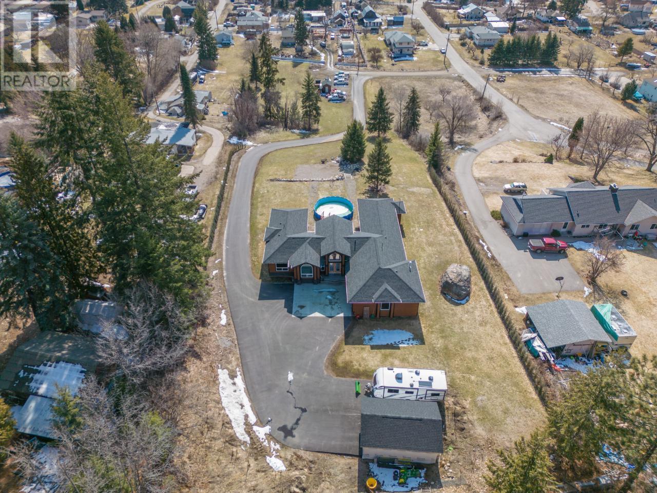 2977 Upper Levels Road, Castlegar, British Columbia  V0G 1X0 - Photo 47 - 2478585