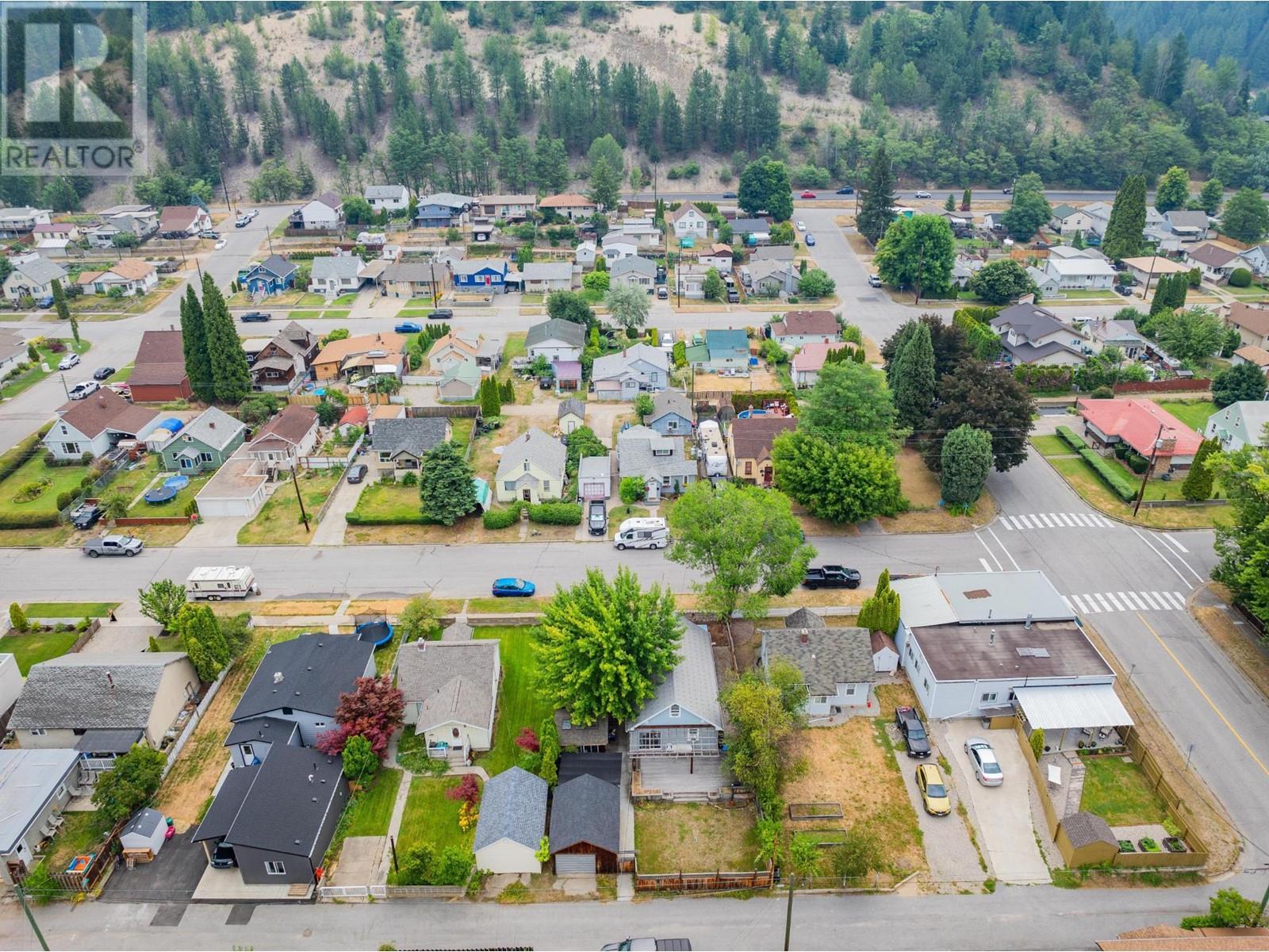 2162 Sixth Avenue, Trail, British Columbia  V1R 3B7 - Photo 69 - 2478610