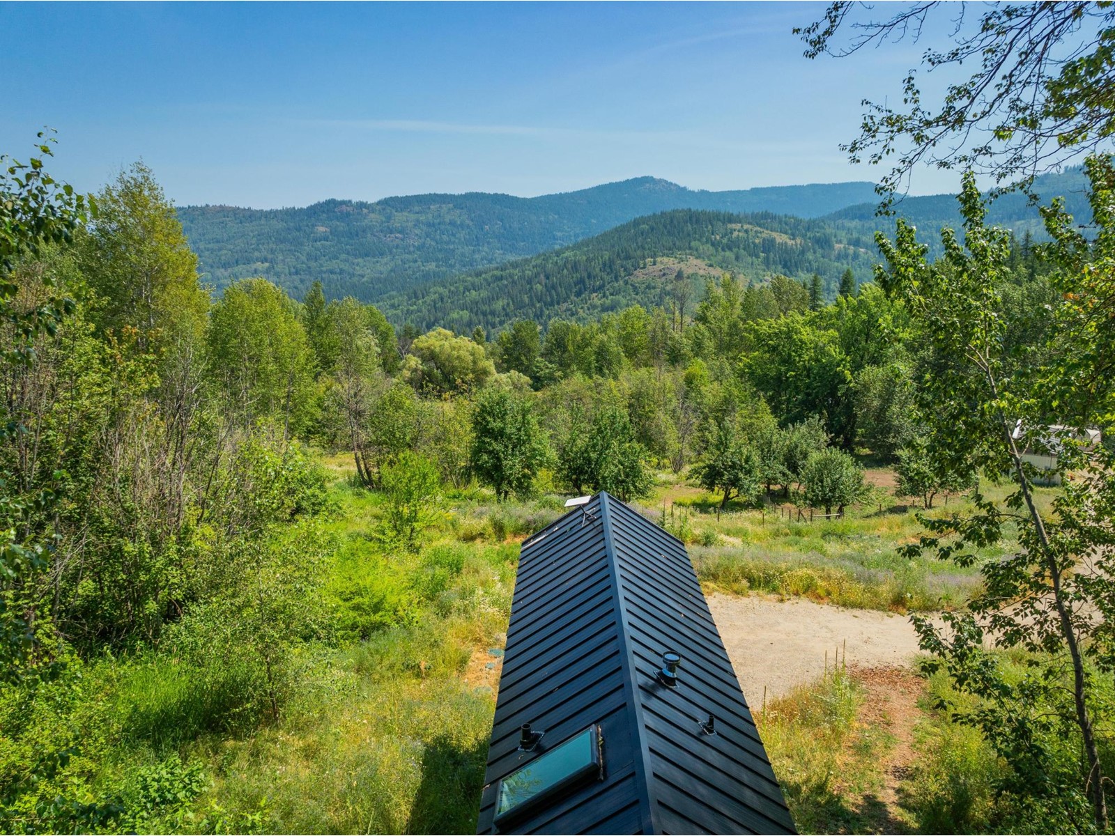 2715 Highway 3b, Rossland, British Columbia  V0G 1Y0 - Photo 6 - 2478669