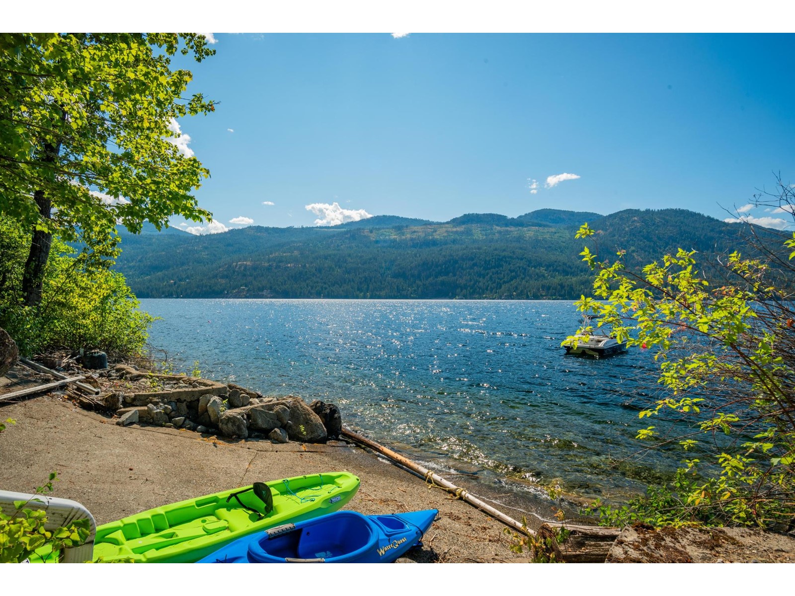 2373 Sunset Drive, Christina Lake, British Columbia  V0H 1E2 - Photo 61 - 2478675