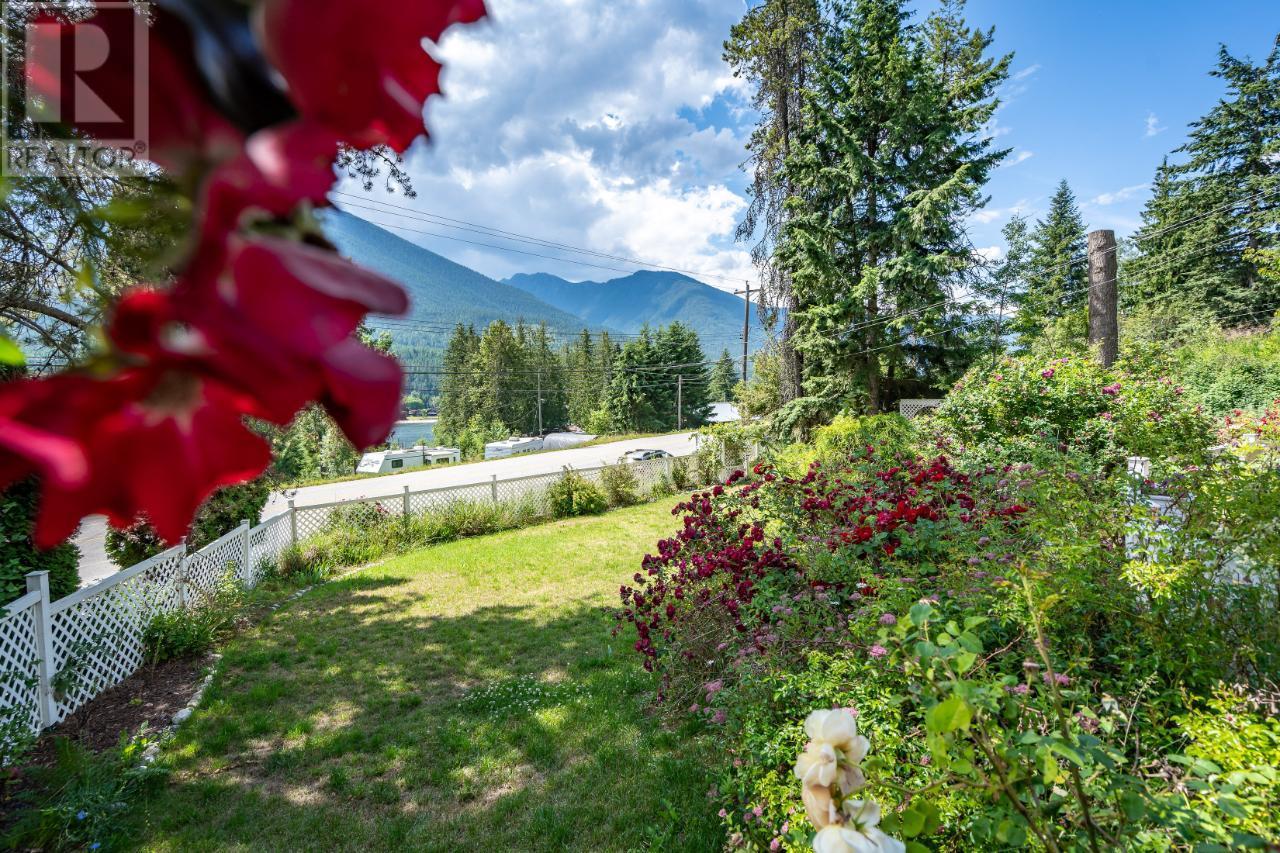 7815 3a Highway, Balfour, British Columbia  V0G 1C0 - Photo 61 - 2478739