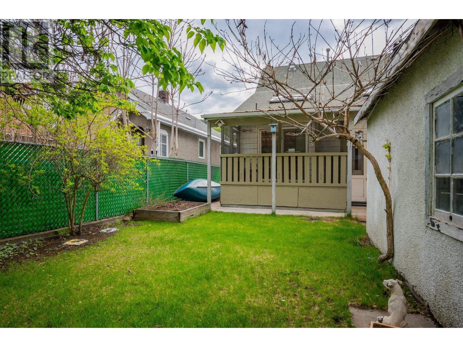 1189 Columbia Avenue, Trail, British Columbia  V1R 1J1 - Photo 34 - 2478828