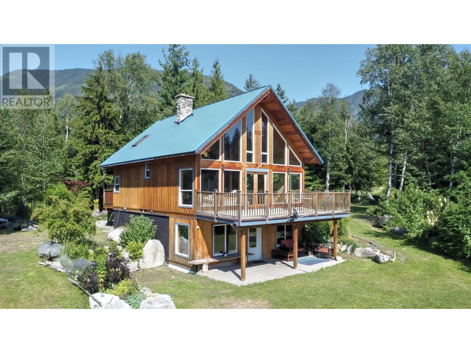 325 East Wilson Creek  E Road, Rosebery, British Columbia  V0G 1S1 - Photo 1 - 2478914