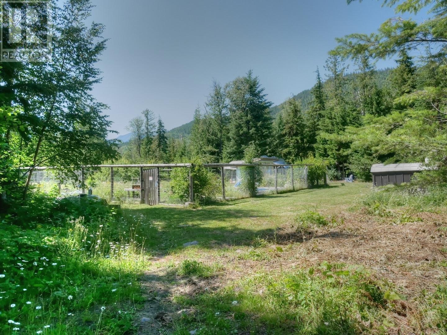 325 East Wilson Creek  E Road, Rosebery, British Columbia  V0G 1S1 - Photo 12 - 2478914