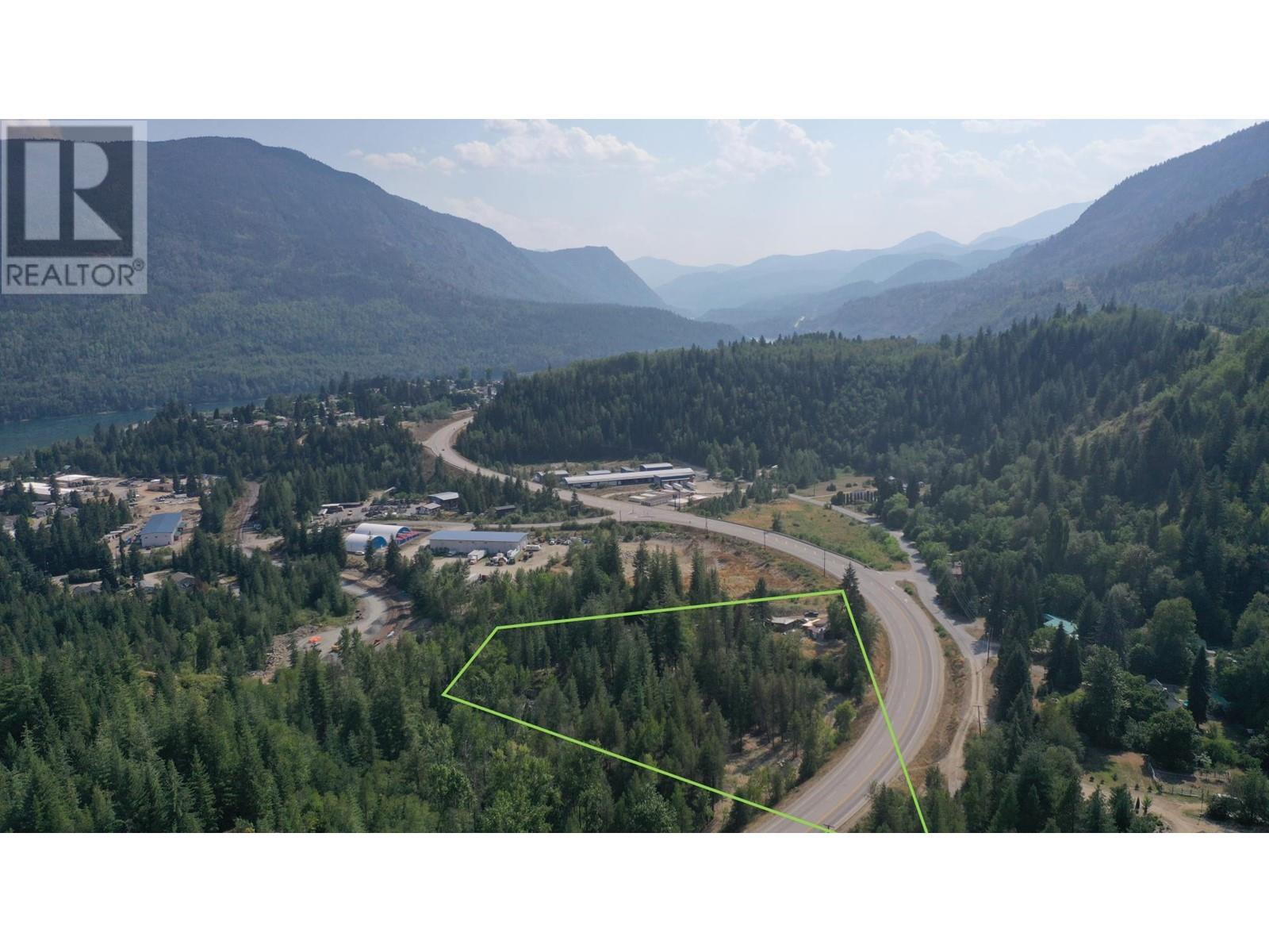 9100 22 Highway, Genelle, British Columbia  V0G 1G0 - Photo 1 - 2478953