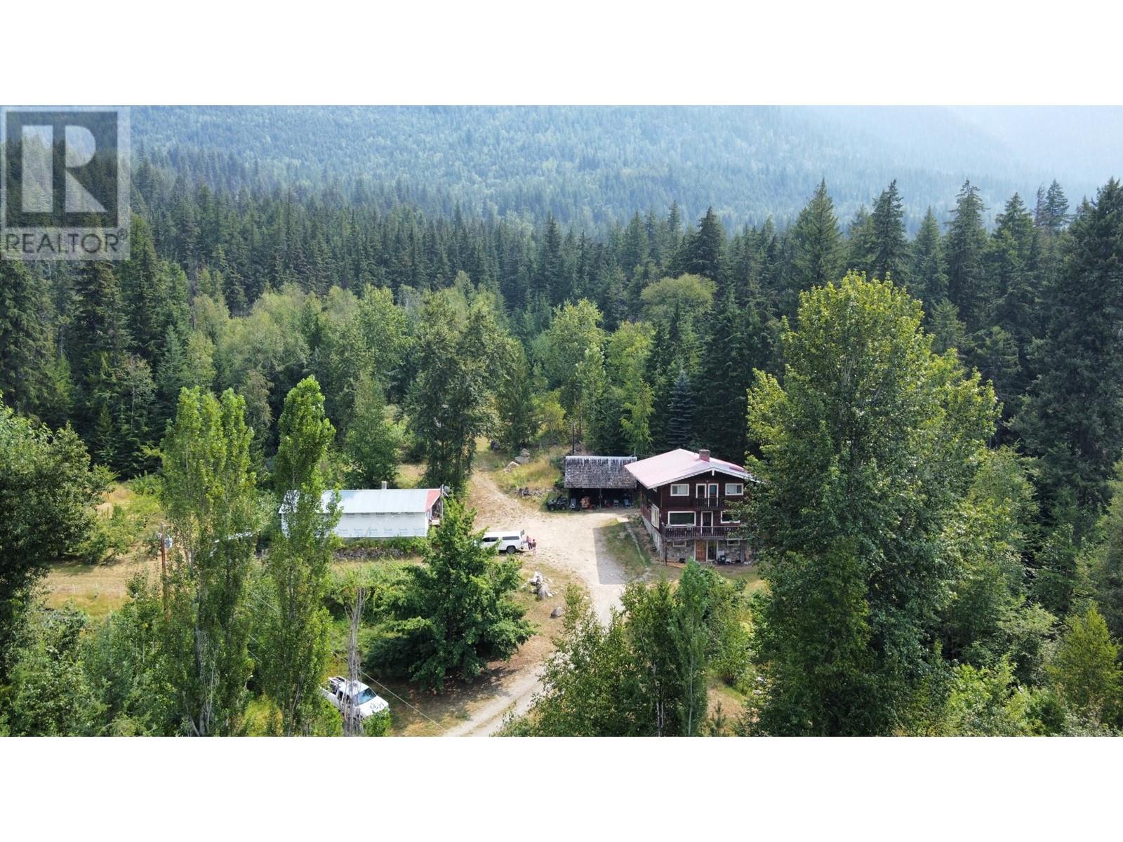 7703 6 Highway, Fauquier, British Columbia  V0G 1K0 - Photo 28 - 2478961