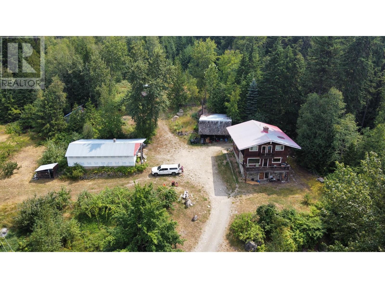 7703 6 Highway, Fauquier, British Columbia  V0G 1K0 - Photo 30 - 2478961